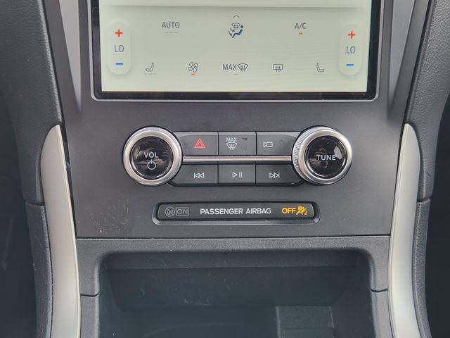 used 2024 Ford Edge car, priced at $18,986