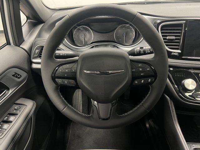 new 2026 Chrysler Pacifica car, priced at $57,005