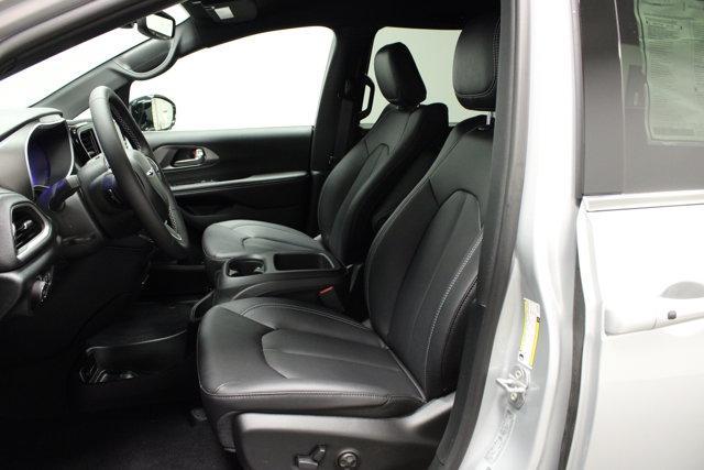 new 2026 Chrysler Pacifica car, priced at $51,500