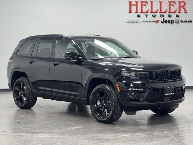 new 2025 Jeep Grand Cherokee car, priced at $50,220