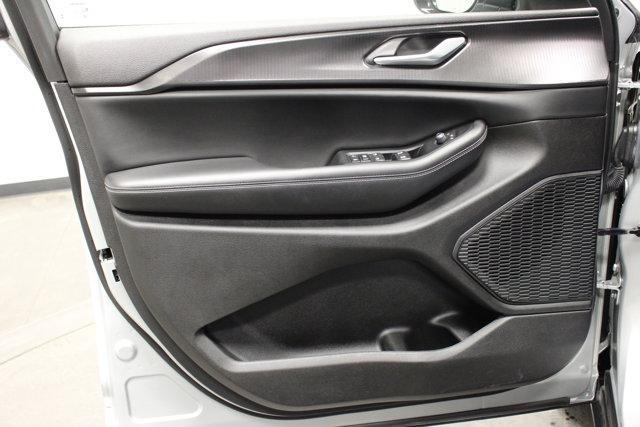 used 2023 Jeep Grand Cherokee car, priced at $29,962