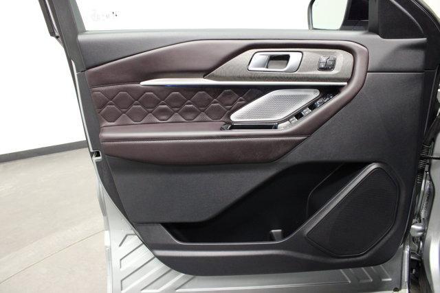used 2025 Ford Explorer car, priced at $47,962