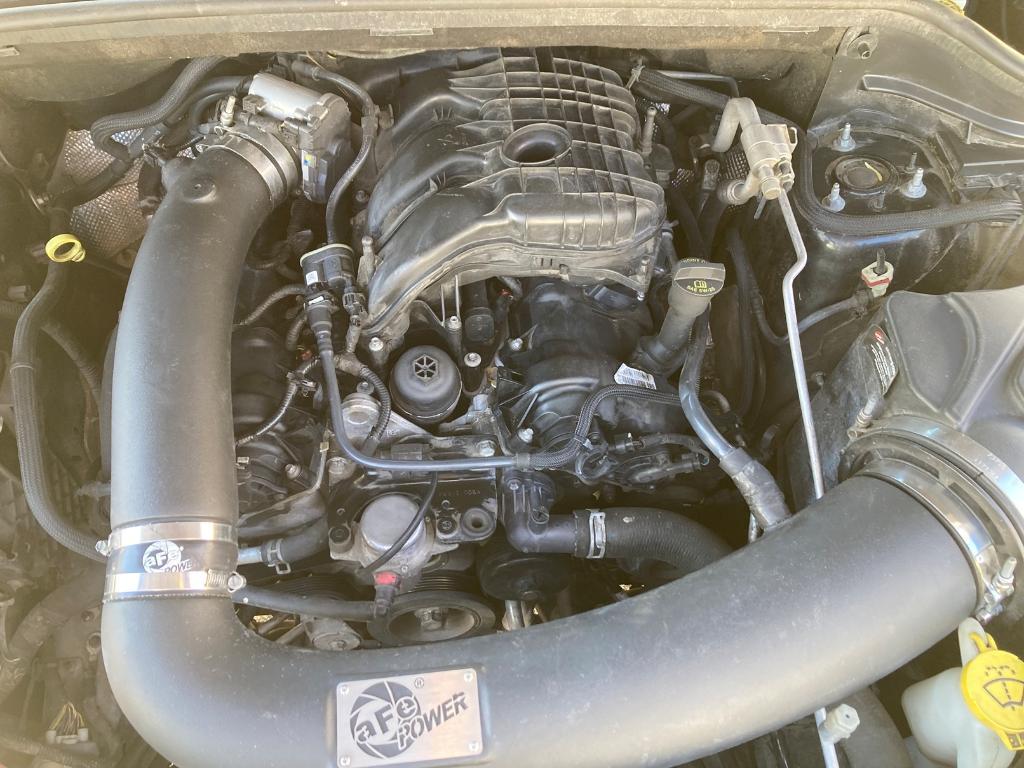 used 2015 Jeep Grand Cherokee car, priced at $10,695