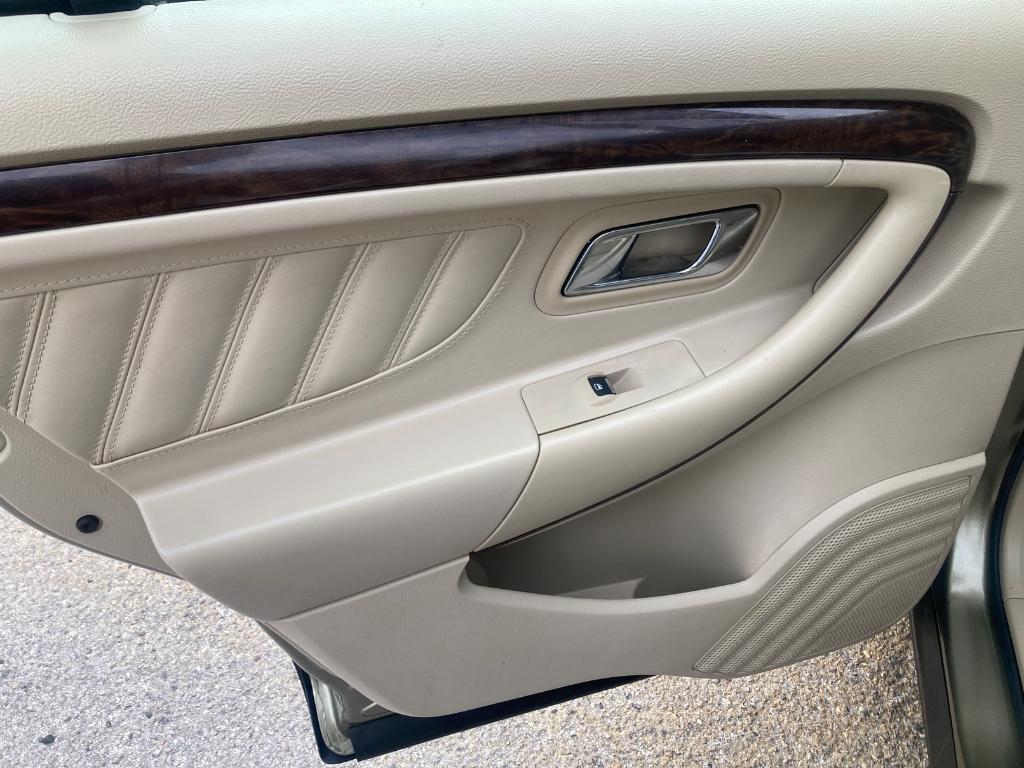 used 2013 Ford Taurus car, priced at $8,495