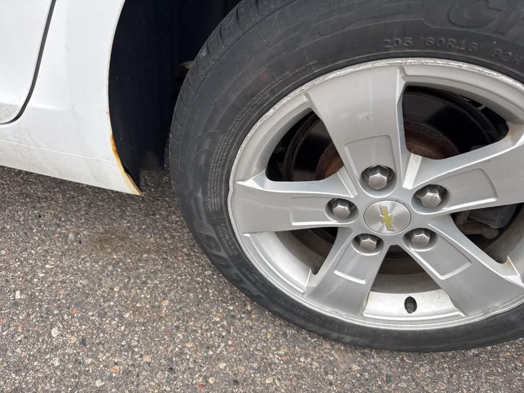 used 2015 Chevrolet Malibu car, priced at $4,000