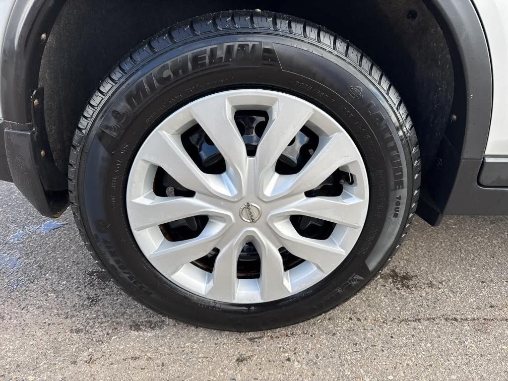 used 2016 Nissan Rogue car, priced at $9,597