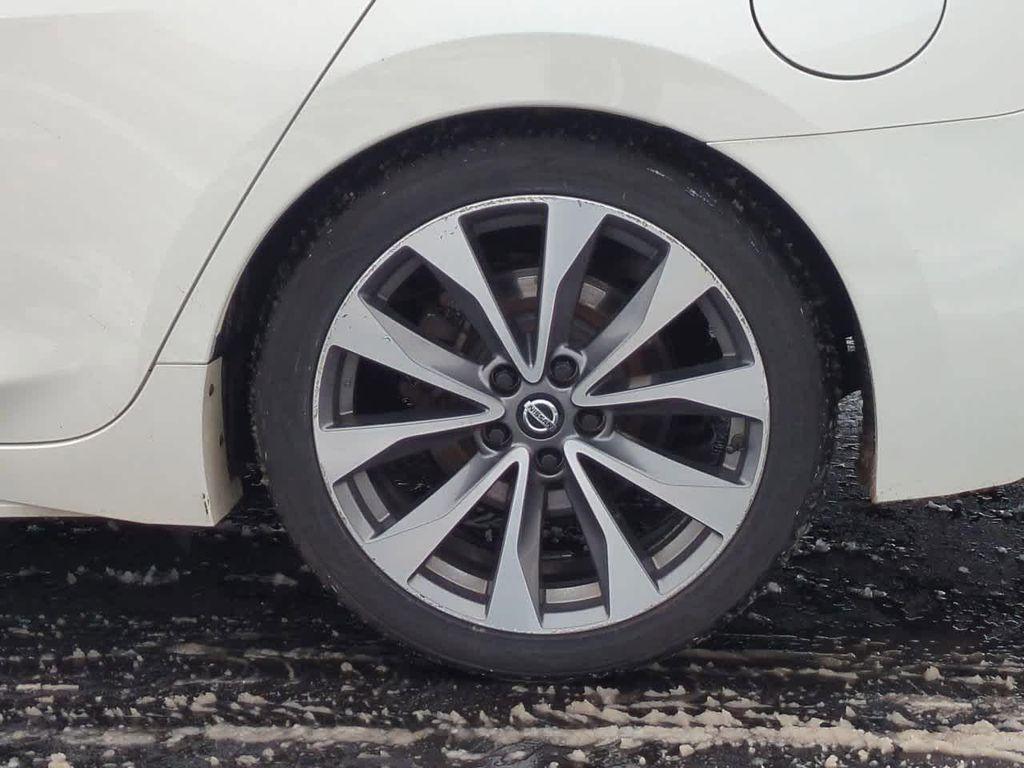 used 2019 Nissan Maxima car, priced at $17,297