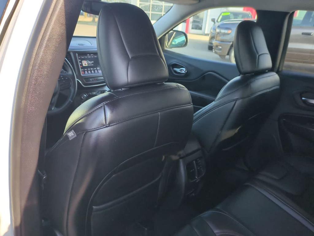 used 2019 Jeep Cherokee car, priced at $16,477