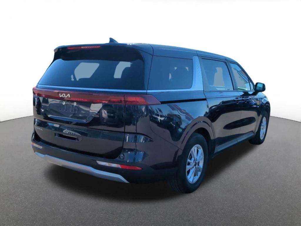 used 2023 Kia Carnival car, priced at $21,277