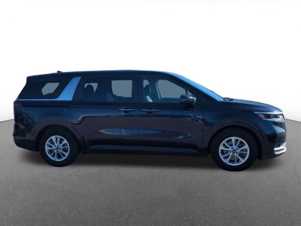 used 2023 Kia Carnival car, priced at $21,277