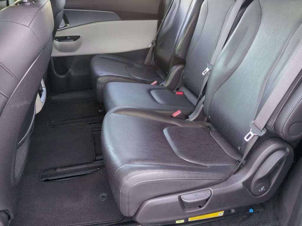 used 2023 Kia Carnival car, priced at $21,277