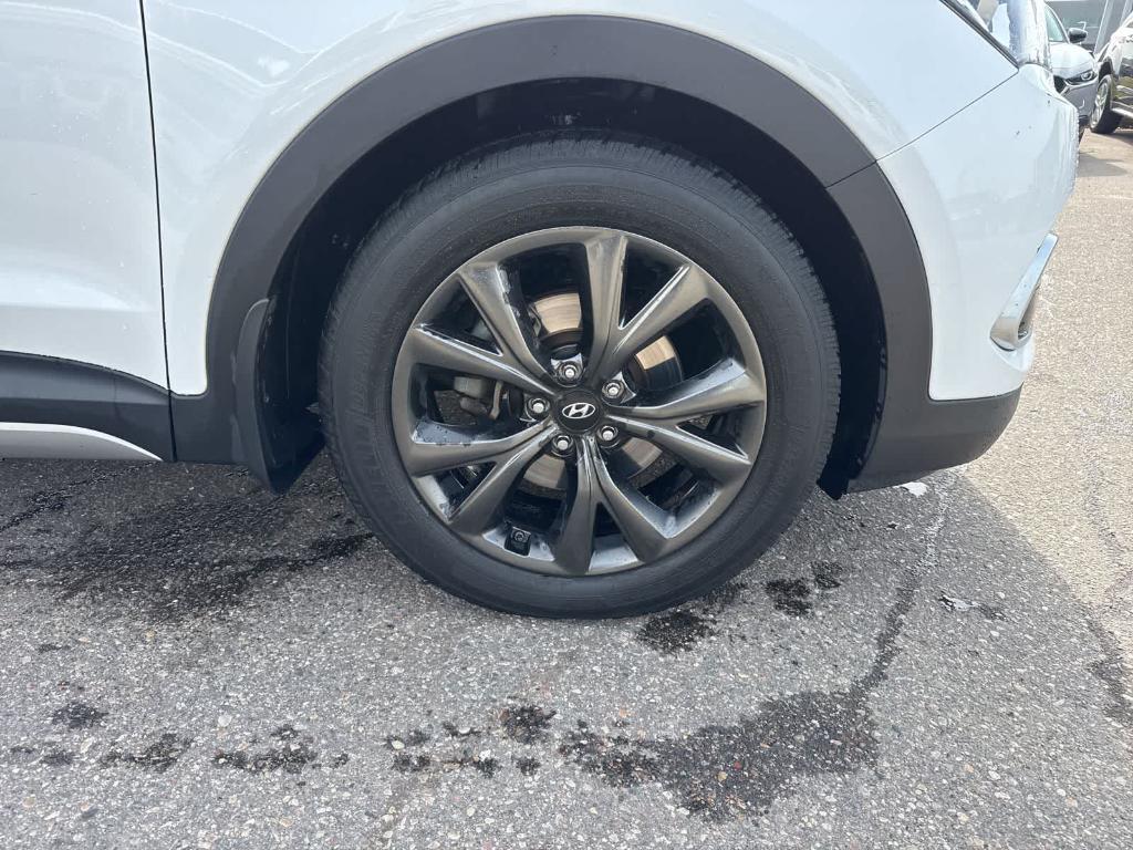 used 2018 Hyundai Santa Fe Sport car, priced at $9,000