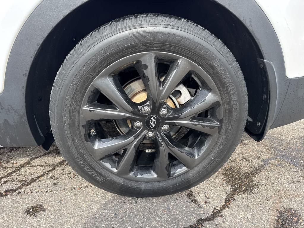 used 2018 Hyundai Santa Fe Sport car, priced at $9,000