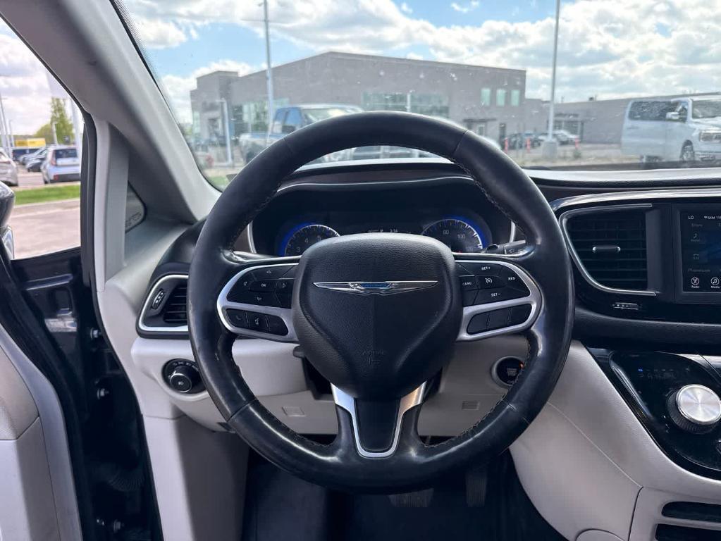 used 2018 Chrysler Pacifica car, priced at $12,267