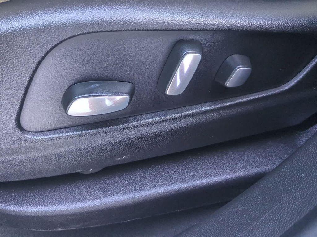 used 2017 Cadillac XT5 car, priced at $13,797