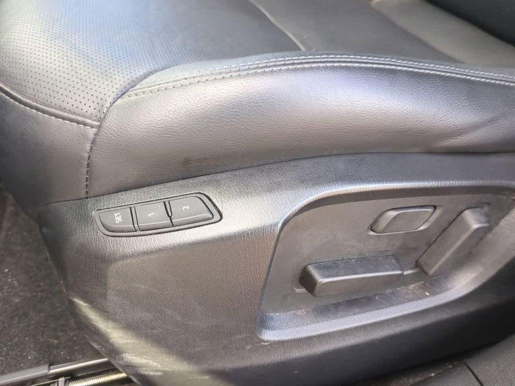 used 2022 Mazda CX-9 car, priced at $24,997