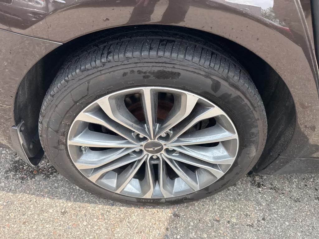 used 2015 Hyundai Genesis car, priced at $16,277