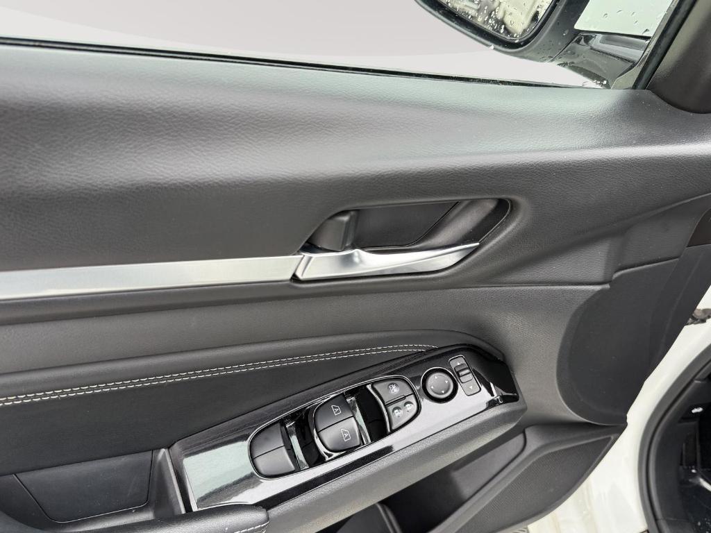 used 2020 Nissan Altima car, priced at $22,900