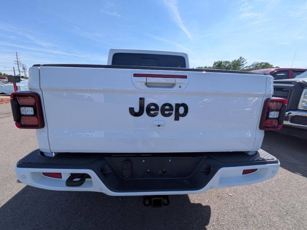 used 2022 Jeep Gladiator car, priced at $31,245