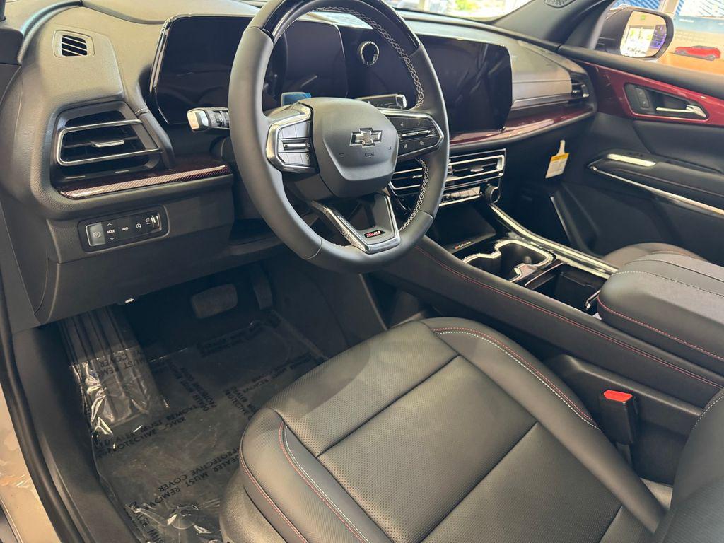 new 2026 Chevrolet Traverse car, priced at $56,105