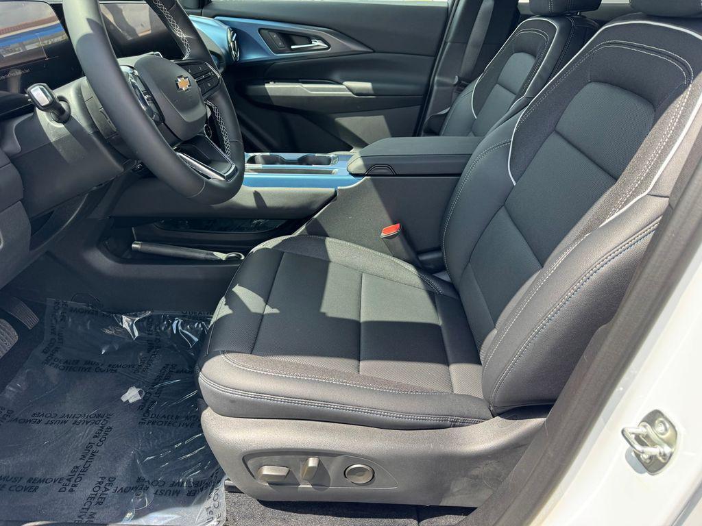 new 2026 Chevrolet Equinox EV car, priced at $38,445