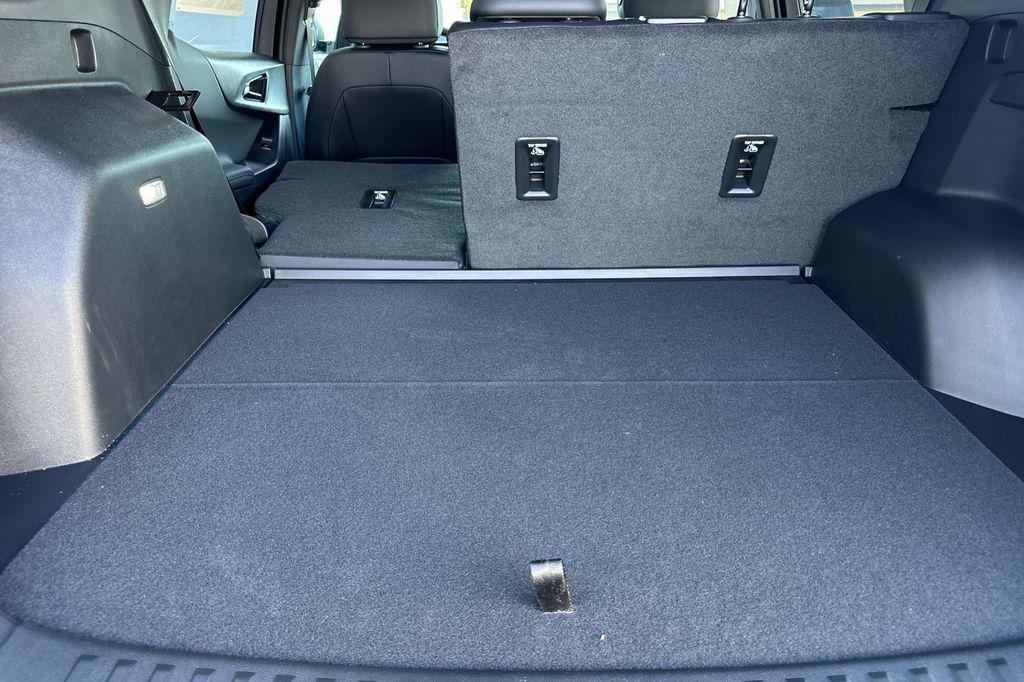 new 2026 Chevrolet Equinox car, priced at $33,495