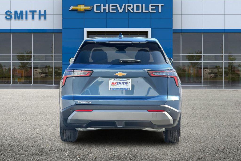 new 2026 Chevrolet Equinox car, priced at $33,495