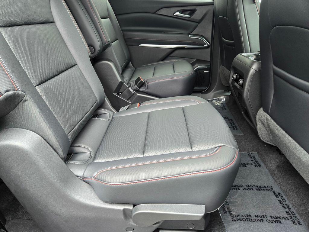 new 2026 Chevrolet Traverse car, priced at $56,105