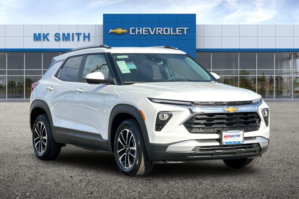 new 2026 Chevrolet TrailBlazer car, priced at $28,355