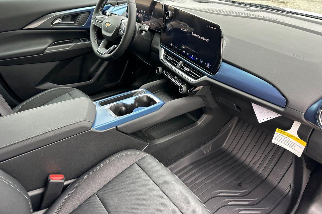 new 2026 Chevrolet Equinox EV car, priced at $37,240