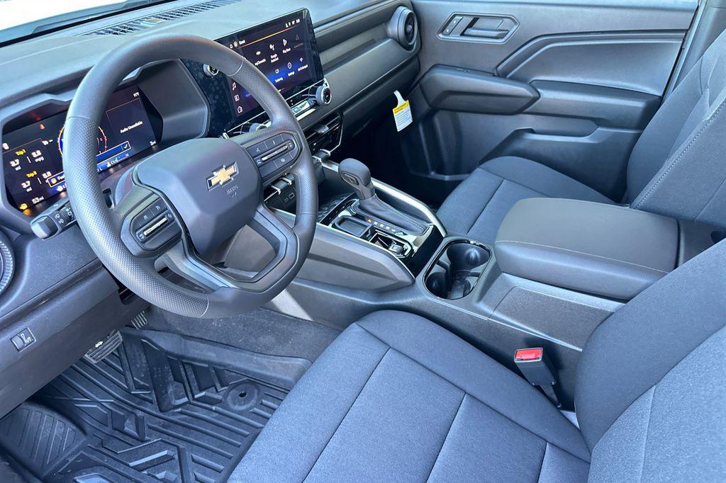 new 2026 Chevrolet Colorado car, priced at $31,335