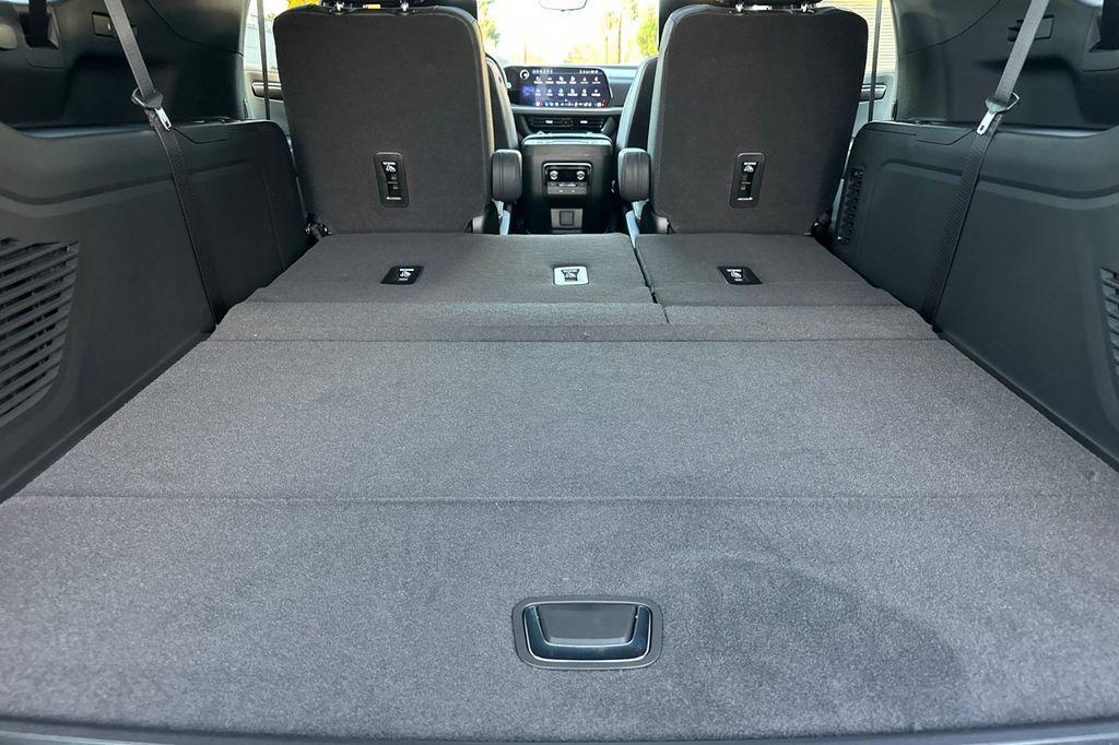 new 2026 Chevrolet Suburban car, priced at $98,970