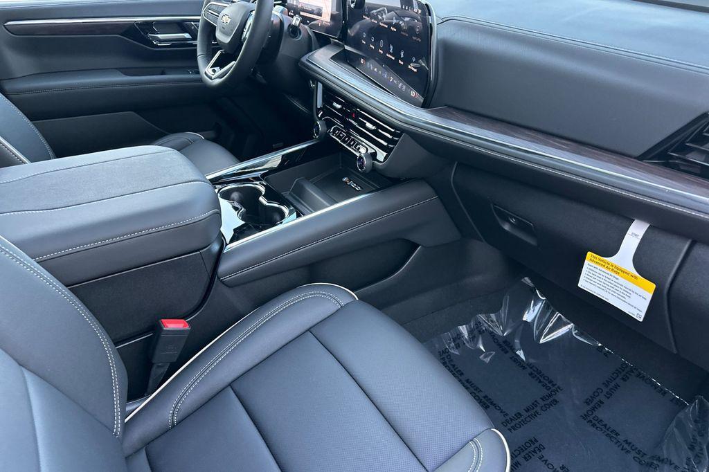 new 2026 Chevrolet Suburban car, priced at $98,970