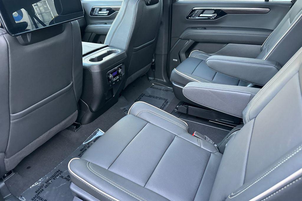 new 2026 Chevrolet Suburban car, priced at $98,970