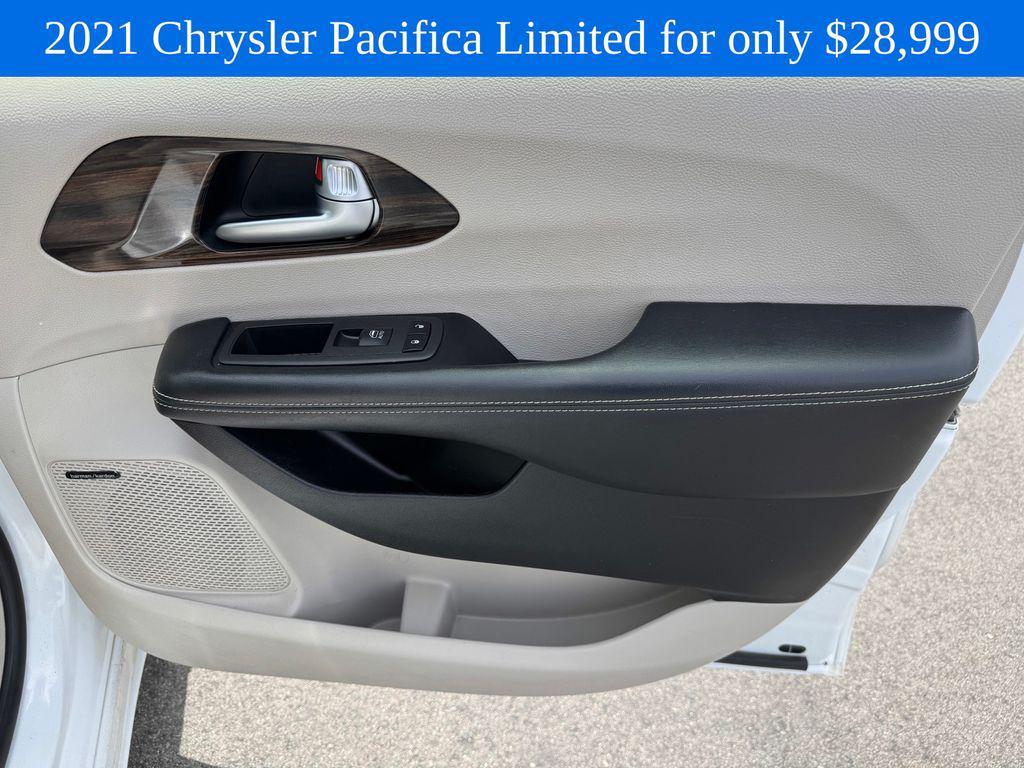 used 2021 Chrysler Pacifica car, priced at $28,999