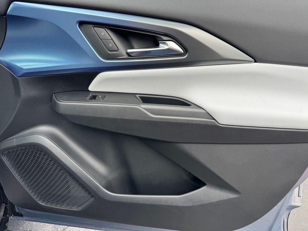 new 2026 Chevrolet Equinox EV car, priced at $35,840