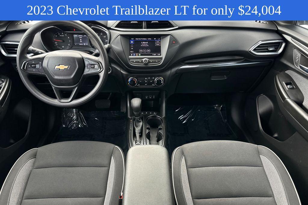 used 2023 Chevrolet TrailBlazer car, priced at $24,004