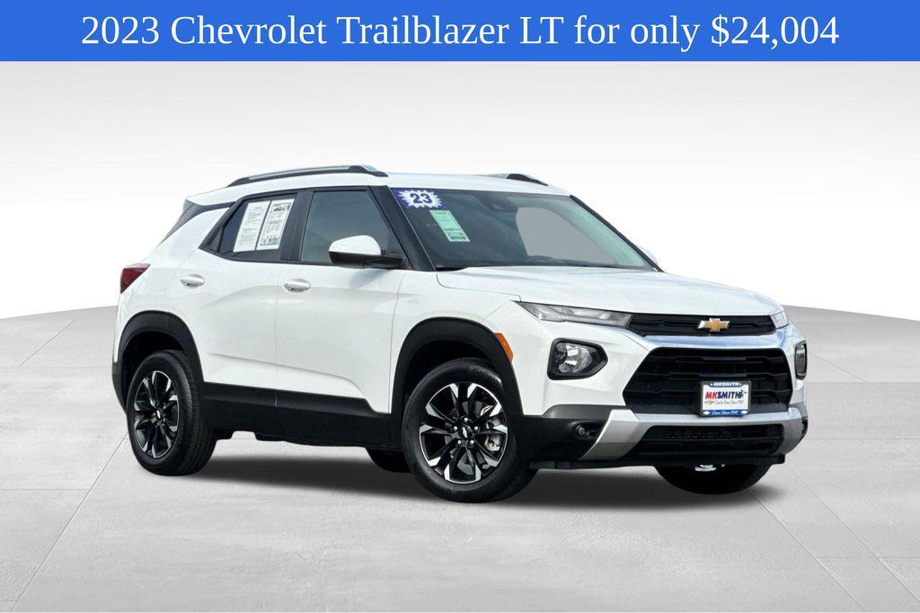 used 2023 Chevrolet TrailBlazer car, priced at $24,004