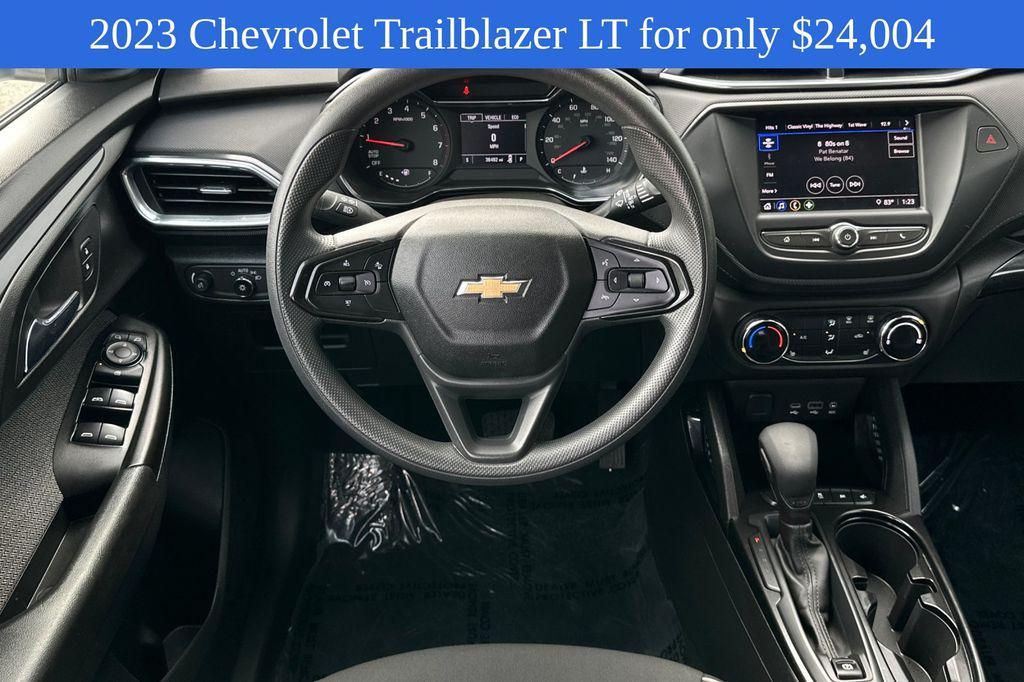 used 2023 Chevrolet TrailBlazer car, priced at $24,004