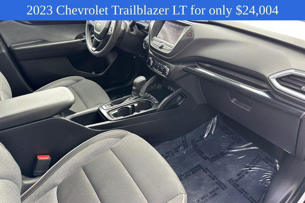 used 2023 Chevrolet TrailBlazer car, priced at $24,004