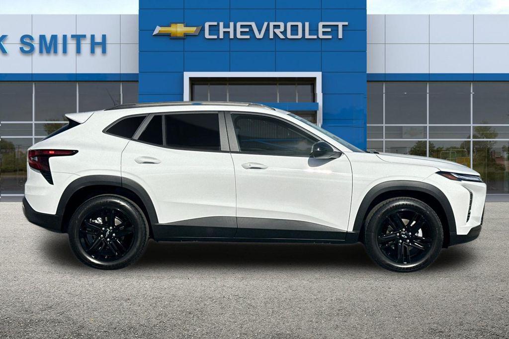 new 2026 Chevrolet Trax car, priced at $25,925