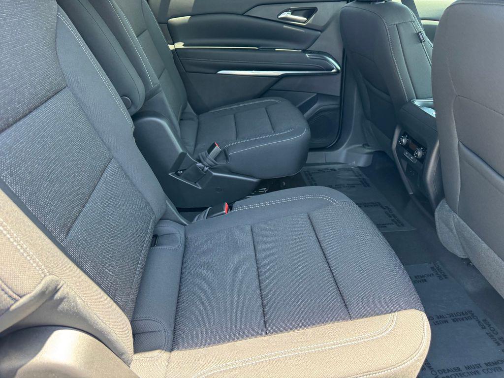 new 2026 Chevrolet Traverse car, priced at $40,795