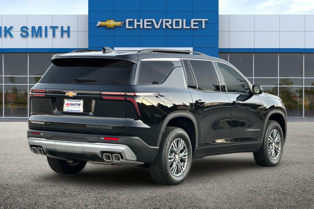 new 2026 Chevrolet Traverse car, priced at $45,035