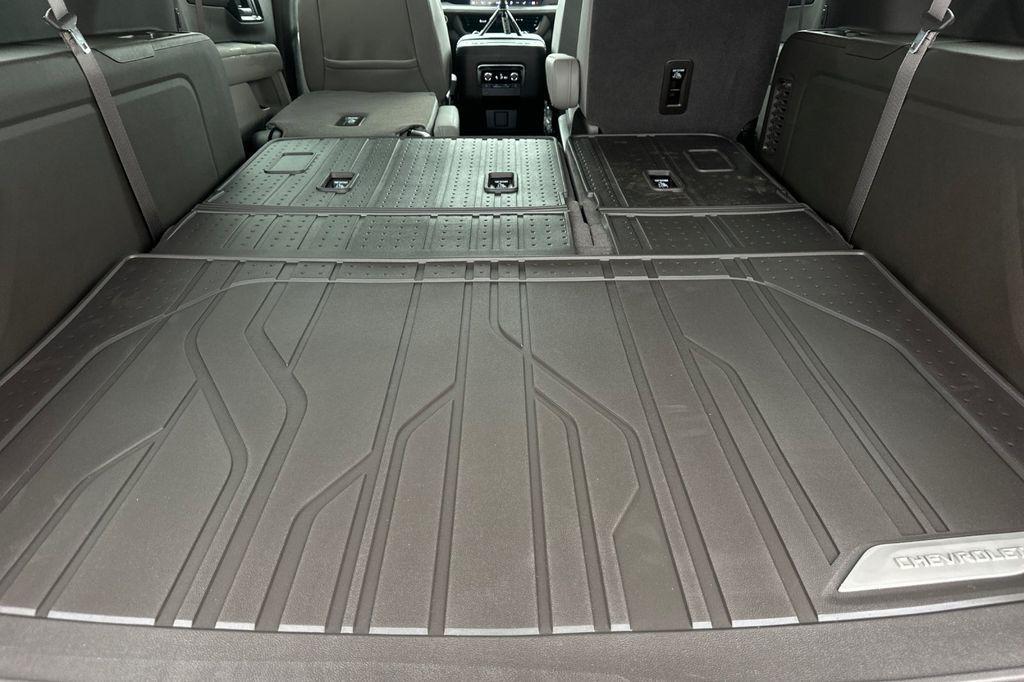 new 2026 Chevrolet Suburban car, priced at $76,255