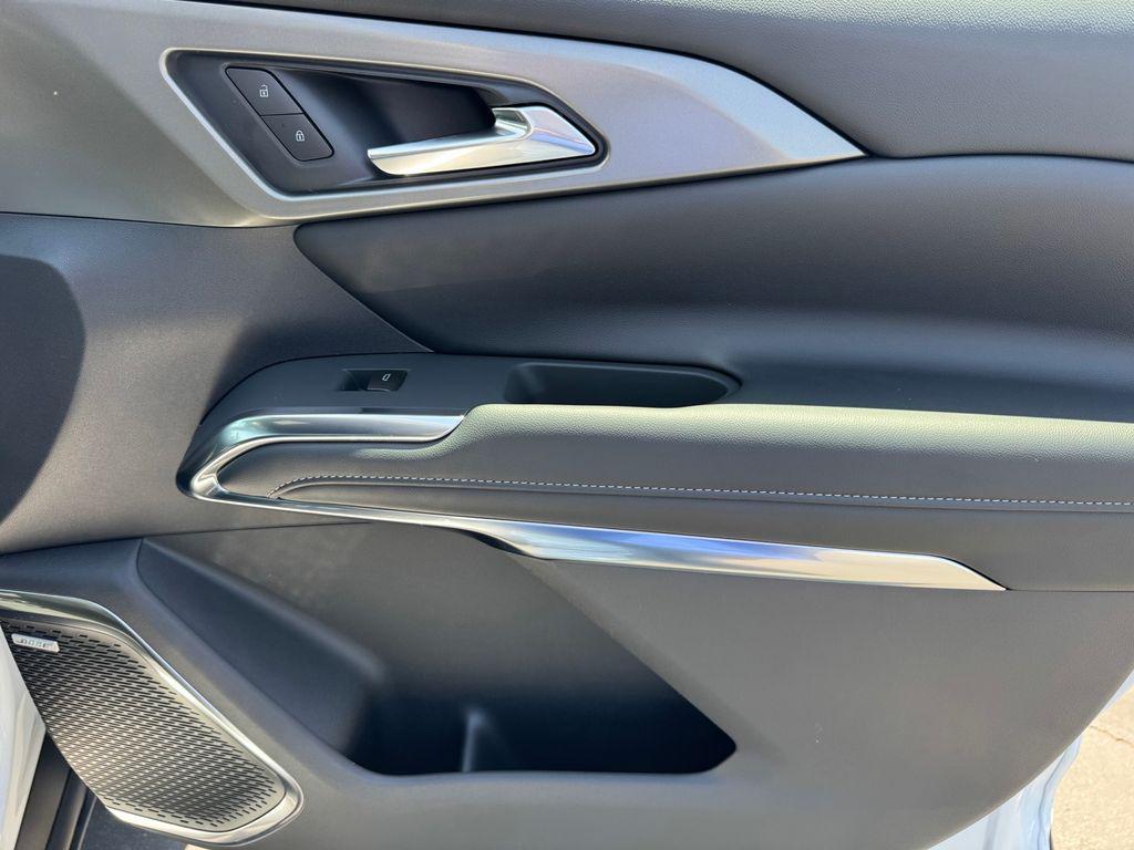new 2026 Chevrolet Traverse car, priced at $49,715