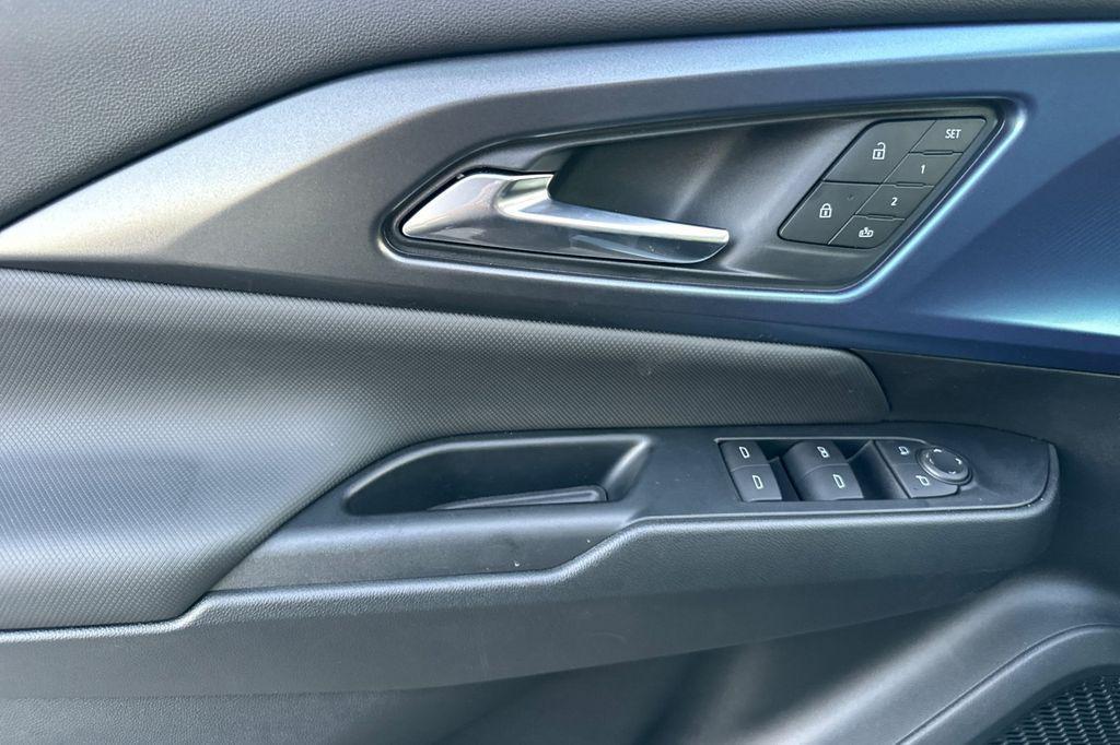 new 2026 Chevrolet Equinox EV car, priced at $40,340