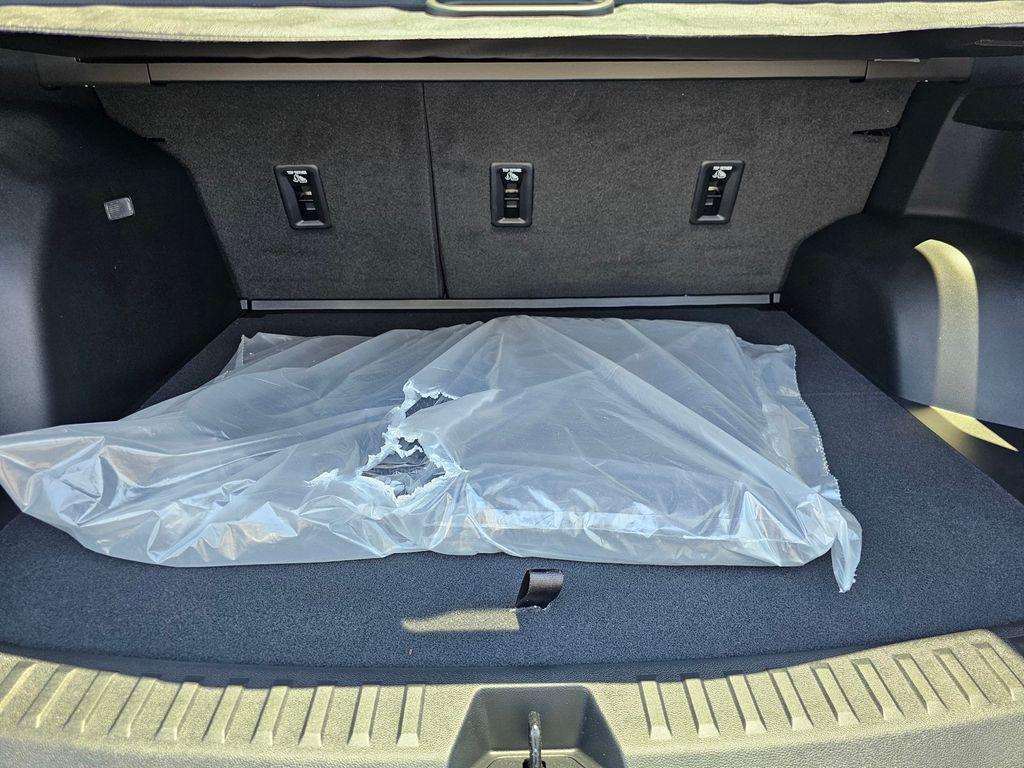 new 2026 Chevrolet Equinox car, priced at $30,020