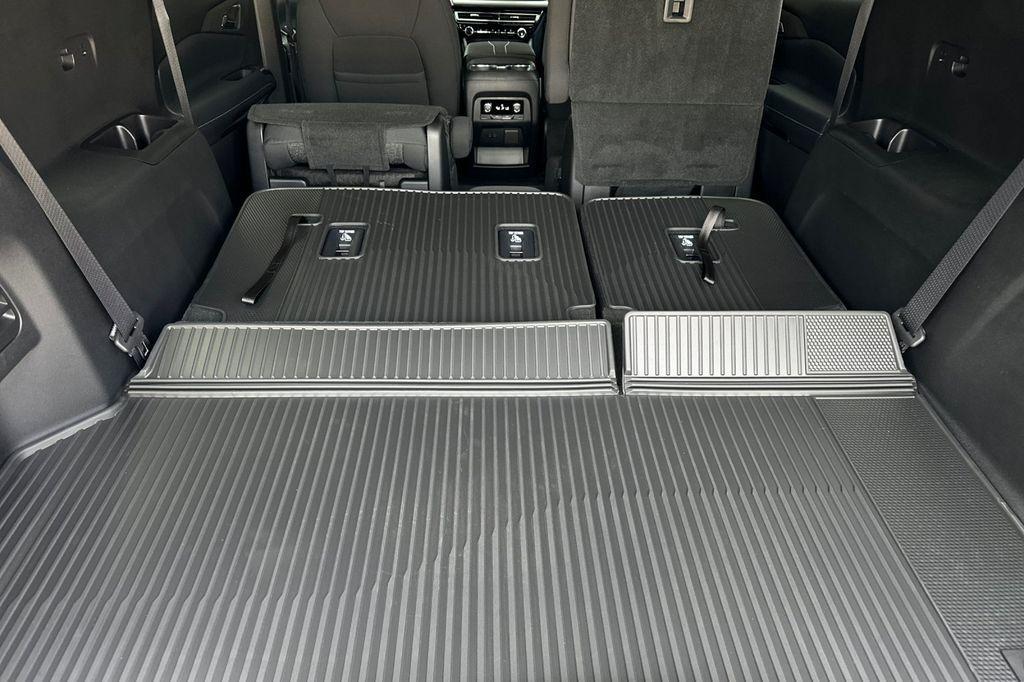 new 2026 Chevrolet Traverse car, priced at $40,140