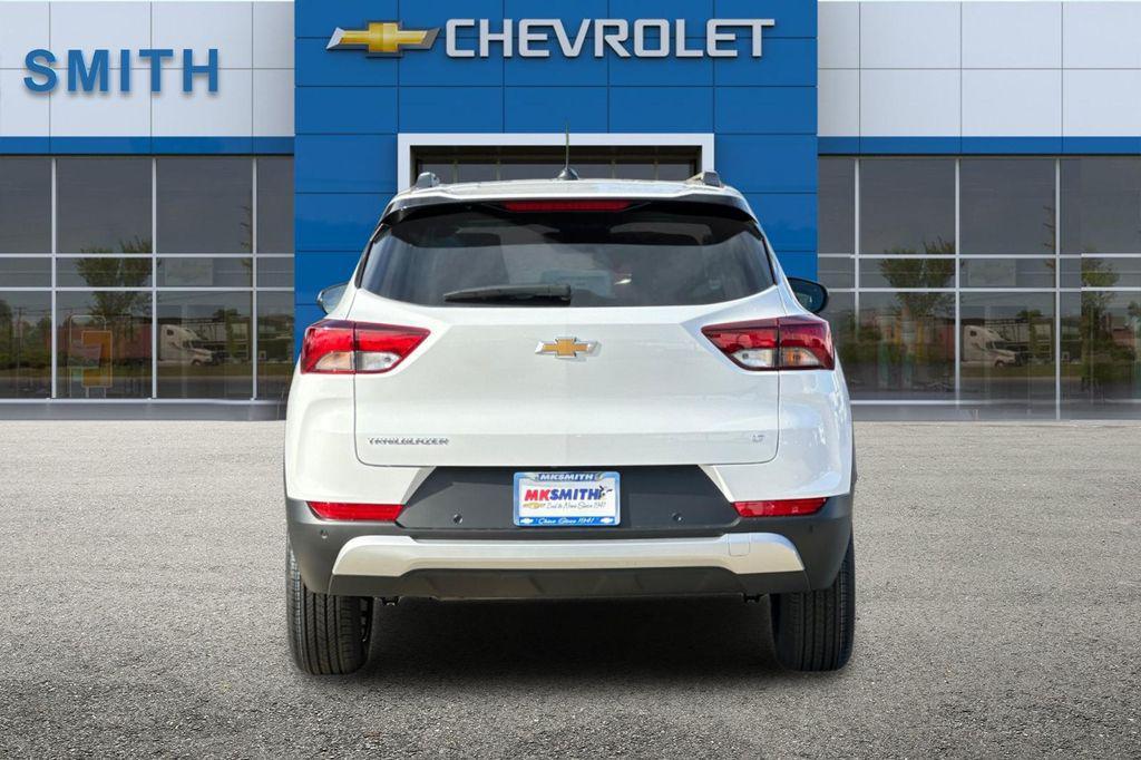 new 2026 Chevrolet TrailBlazer car, priced at $27,590