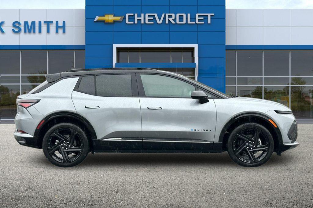 new 2026 Chevrolet Equinox EV car, priced at $35,845
